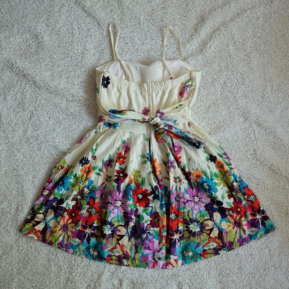 Alyn Paige Floral Summer Dress - Picture 4 of 4